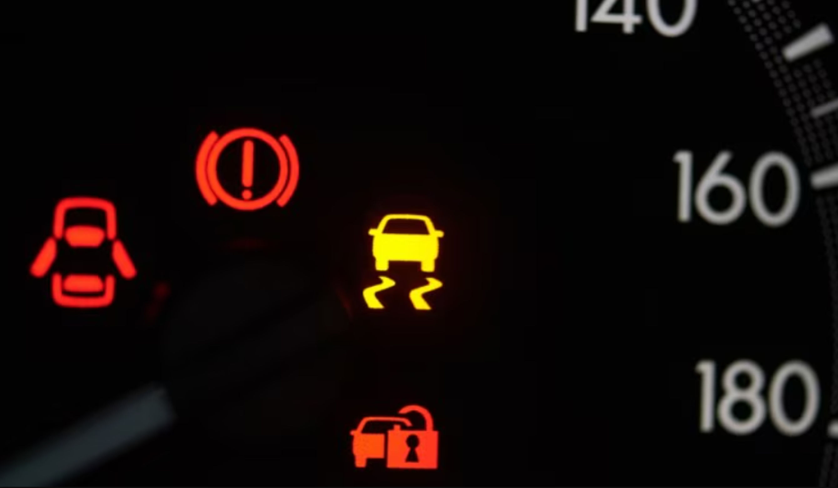 بعض علامات الطبلون التحذيرية 